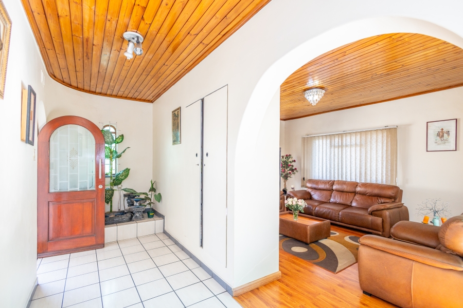 3 Bedroom Property for Sale in Belhar Western Cape